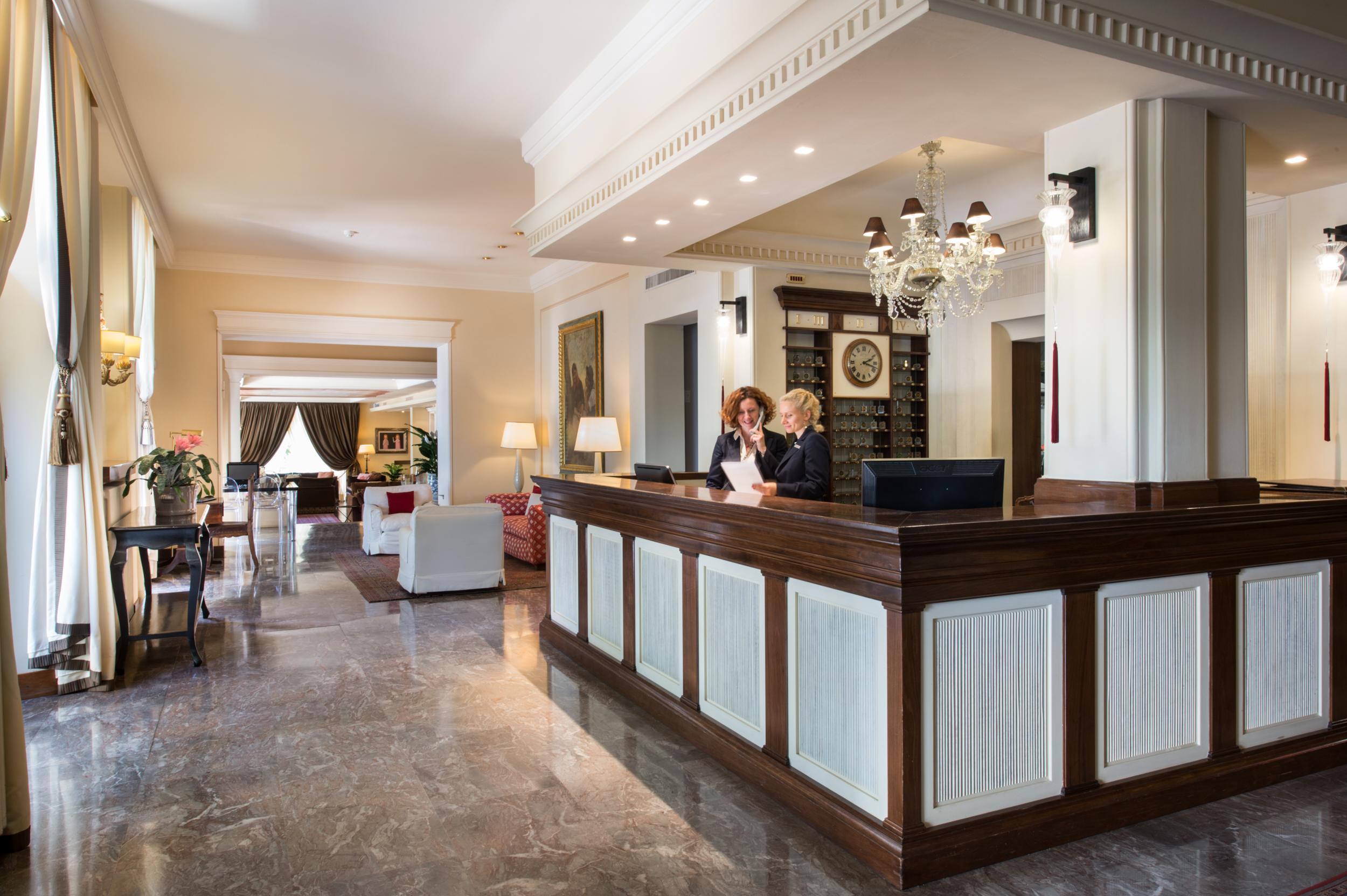 מונטה קטיני טרמה Hotel Francia E Quirinale מראה חיצוני תמונה